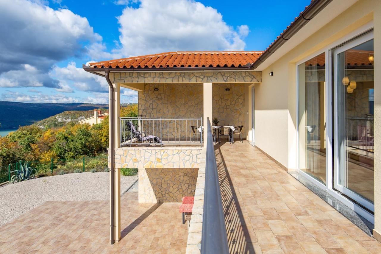 Villa Valente With Pool Labin  Eksteriør bilde